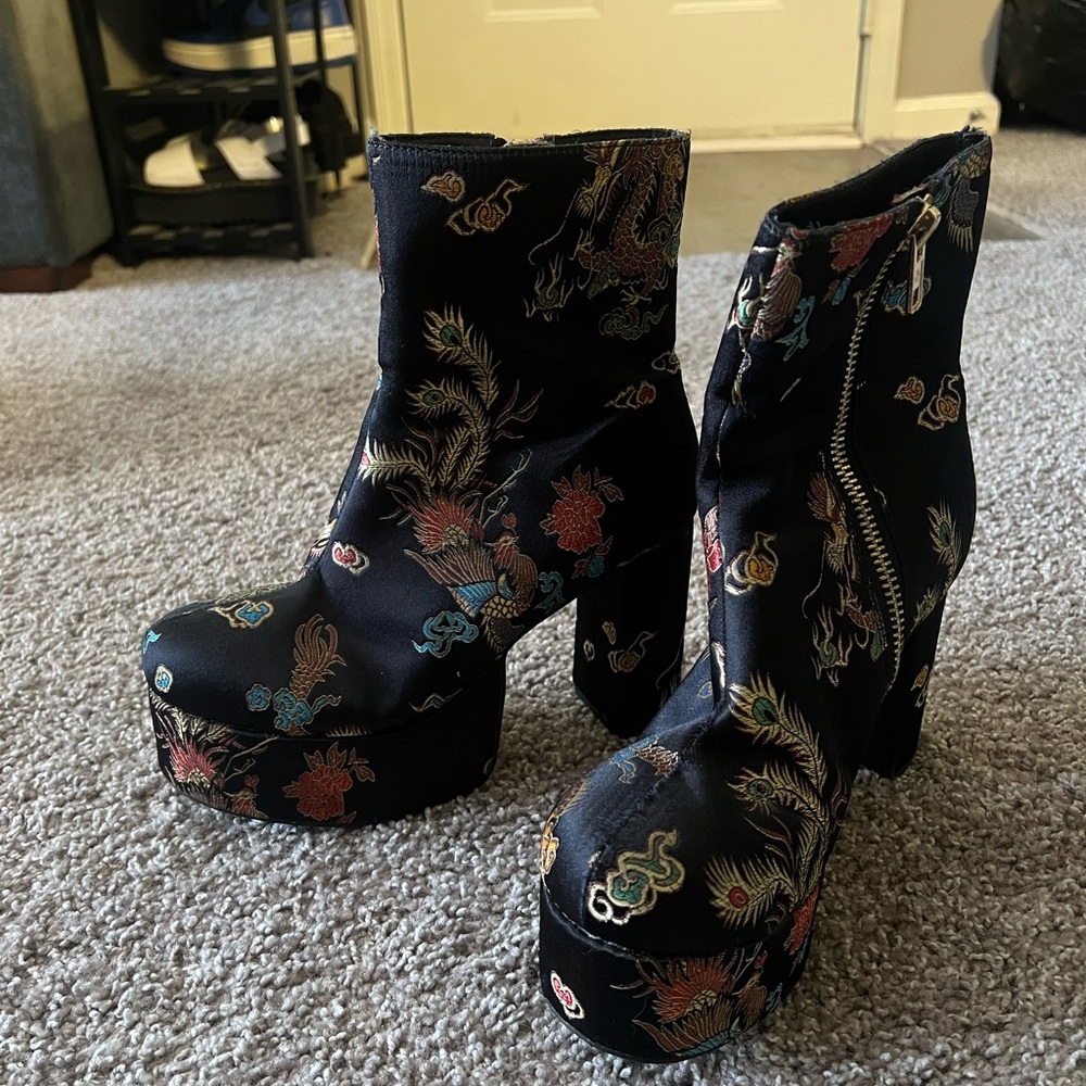 Multi color printed heels from dolls kill